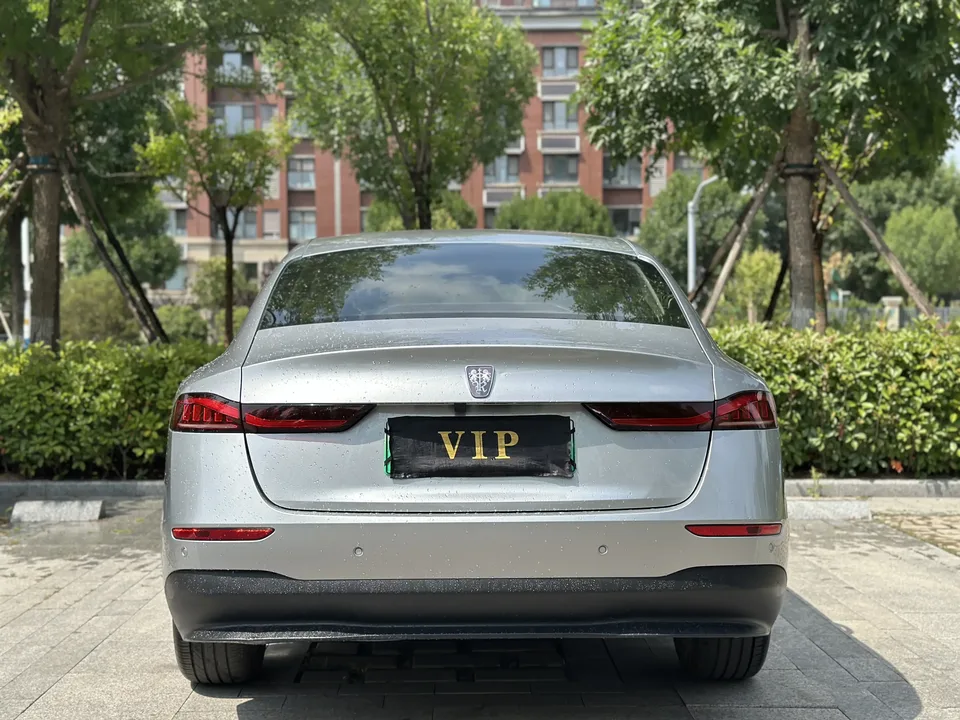 Roewe D7 DMH Roewe D7 DMH 2023 125 Ultimate 2023 — thumbnail 2