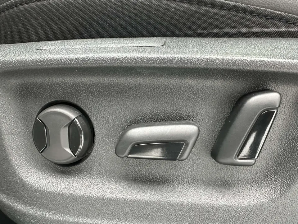 Volkswagen Tharu tuyue 2022 280TSI 2WD Deluxe Edition 2022 — thumbnail 4