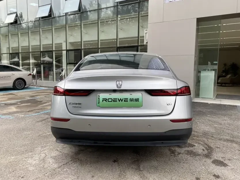Roewe D7 DMH Roewe D7 DMH 2023 125 Ultimate 2023 — thumbnail 5