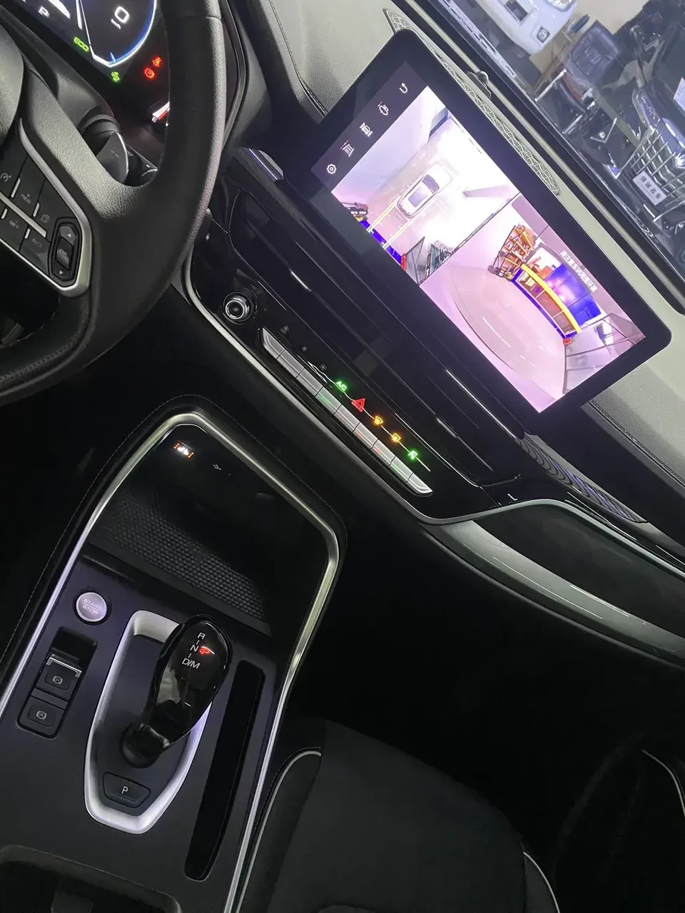 Haval H6 Haval H6 2023 National Trend Edition 1.5T Automatic Champion Edition 2023 — thumbnail 3