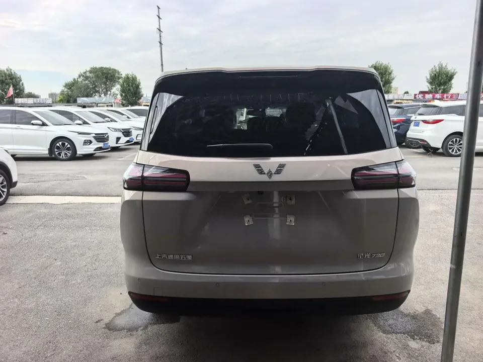 Wuling Starlight 730 Starlight 730 2025 1.5T CVT Elite 2026 — thumbnail 2