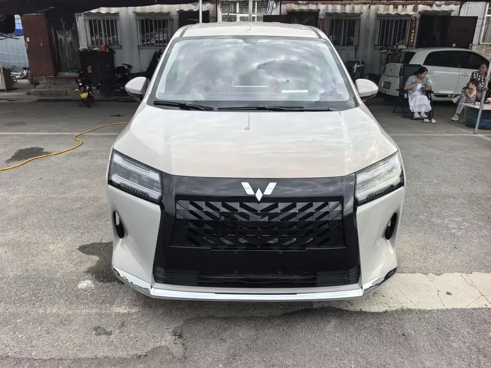 Wuling Starlight 730 Starlight 730 2025 1.5T CVT Elite 2026 — photo 1, buy with delivery to Moscow