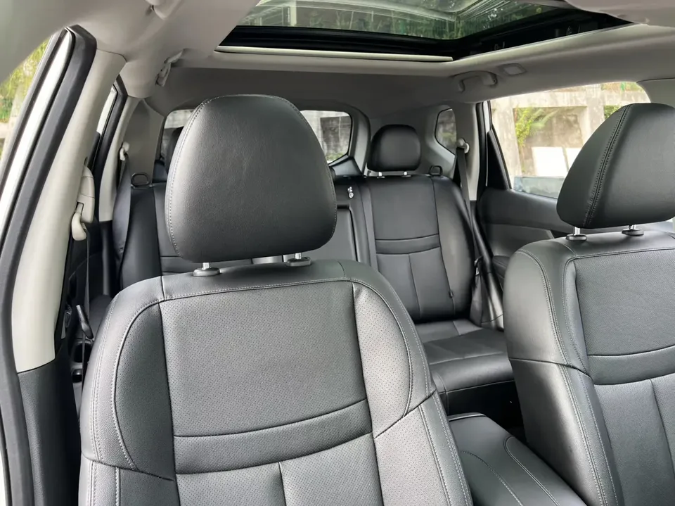 Nissan X-Trail Qijun 2023 Classic Edition 2.0L 2WD Smart Link Premium Edition 2024 — thumbnail 5