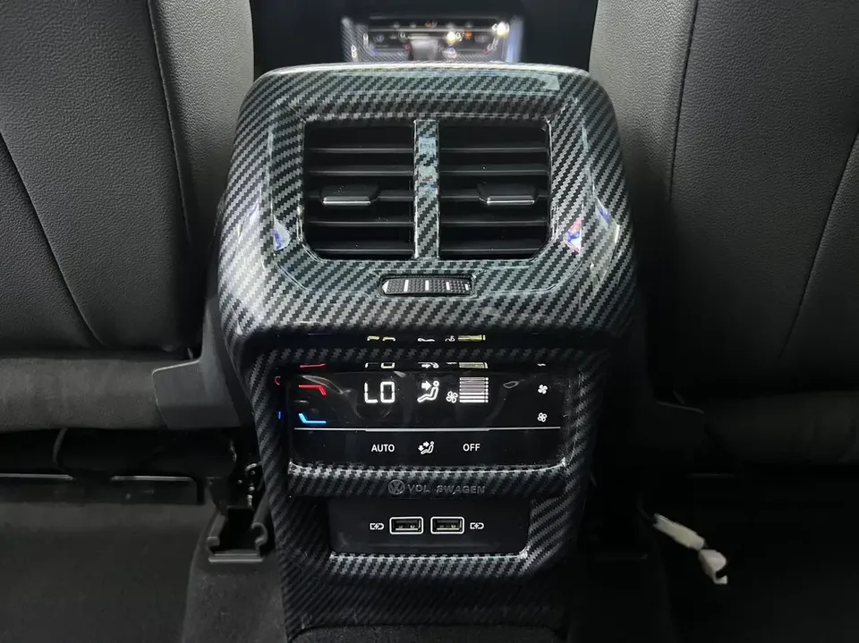 Volkswagen Tayron Tanyue 2022 280TSI 2WD Luxury Smart Edition 2022 — thumbnail 3