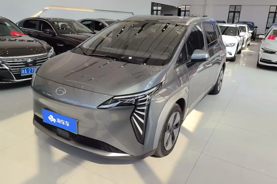 AION Y AION Y 2023 AION Y Younger 2023 — photo 1, buy with delivery to Moscow