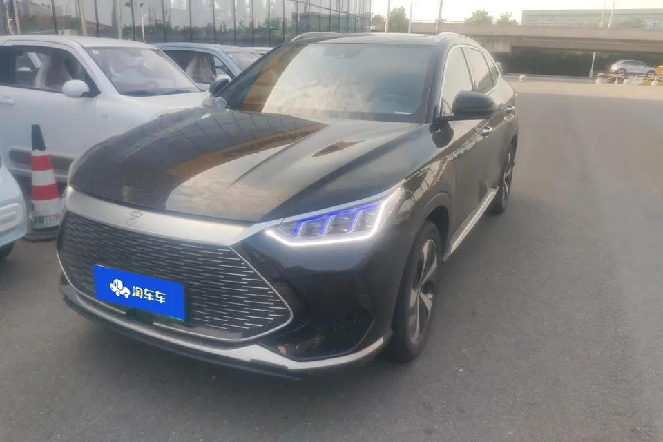 BYD Song PLUS DM Song PLUS DM 2021 DM-i 110KM 2WD Flagship PLUS 2022 — photo 1, buy with delivery to Moscow
