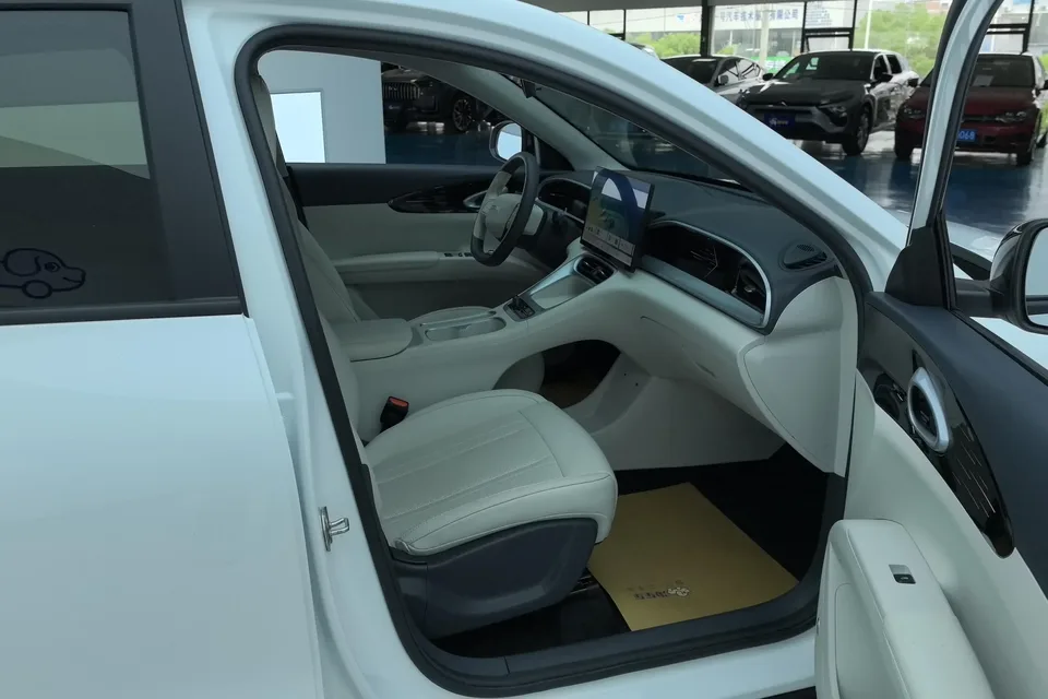 Geely Star Wish Star Wish 2025 UP 410km Explorer Edition 2025 — thumbnail 3