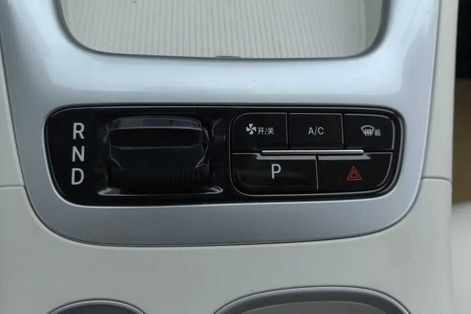 Geely Star Wish Star Wish 2025 UP 410km Explorer Edition 2025 — thumbnail 4