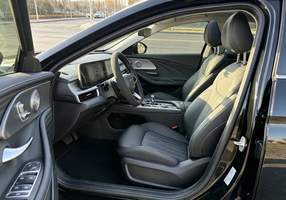 Chery Arrizo 8 Arrizo 8 2024 1.6TGDI DCT Excellence Edition 2024 — thumbnail 5