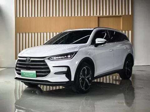 BYD Tang DM Tang DM 2021 DM-i 1.5T 112KM Premium Edition 2022 — photo 1, buy with delivery to Moscow
