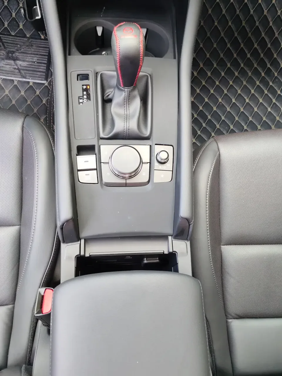 Mazda Axela Mazda3 Angkesela 2023 2.0L Automatic Elegant Edition 2023 — thumbnail 5