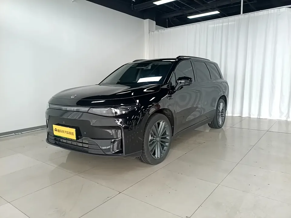 Leapmotor C16 Leapmotor C16 2024 Extended Range 200 Premium Edition 2024 — photo 1, buy with delivery to Moscow