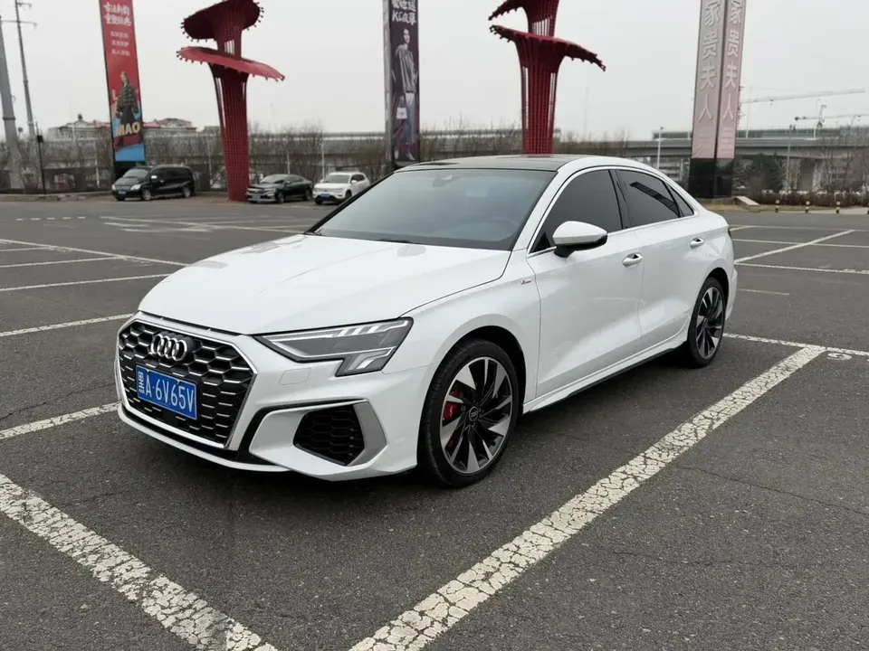 Audi A3 Audi A3 2022 A3L Limousine 35 TFSI Stylish Sports 2022 — photo 1, buy with delivery to Moscow