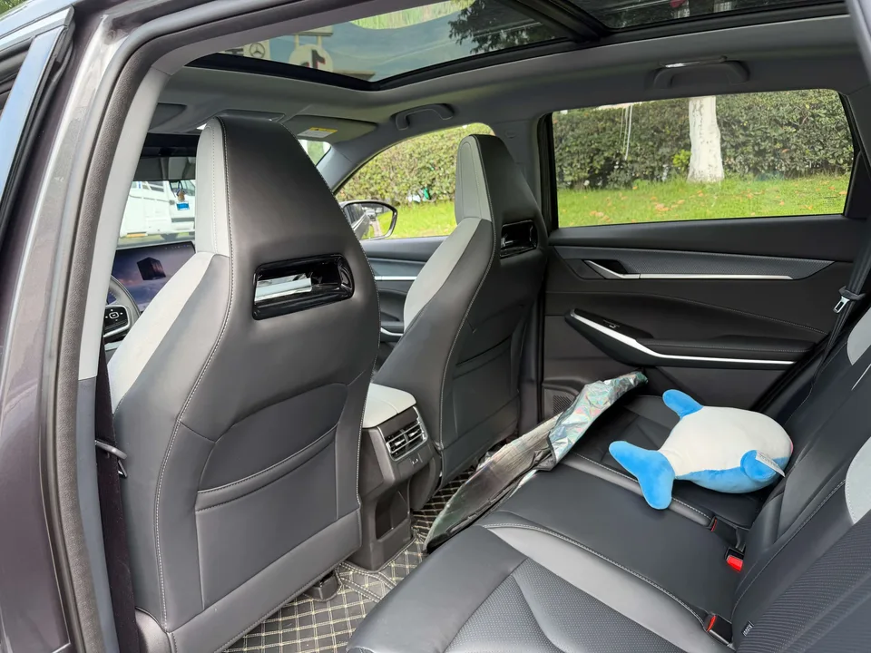 Changan CS75PLUS Changan CS75 PLUS 2026 Smart Champion Edition 1.5T New Blue Whale Smart Navigation Model 2026 — thumbnail 4