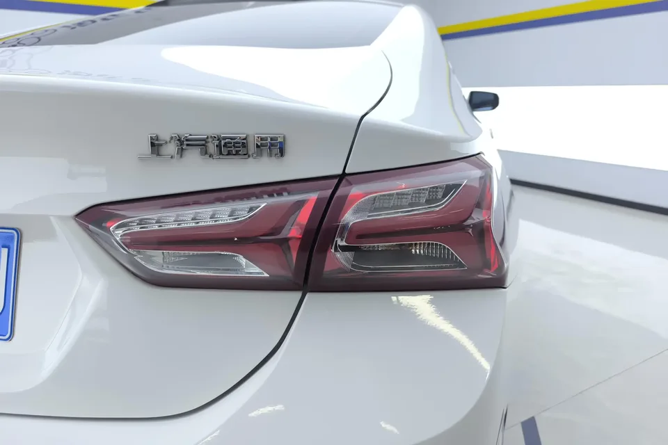Chevrolet Malibu Xl Malibu XL 2022 535T Automatic Sharp Edition 2022 — миниатюра 2