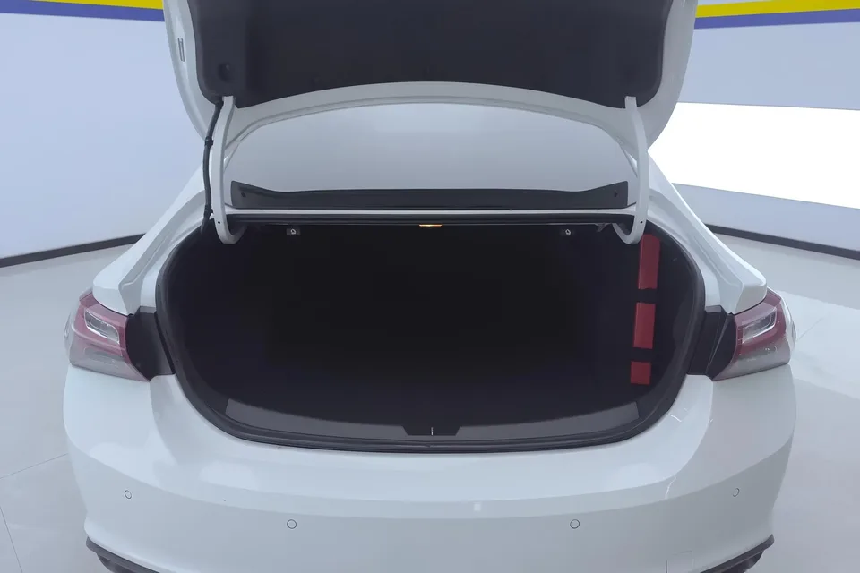 Chevrolet Malibu Xl Malibu XL 2022 535T Automatic Sharp Edition 2022 — миниатюра 5
