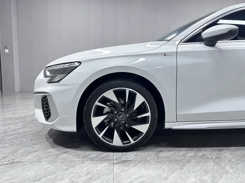 Audi A3 Audi A3 2022 A3L Limousine 35 TFSI Stylish Sports 2022 — thumbnail 3