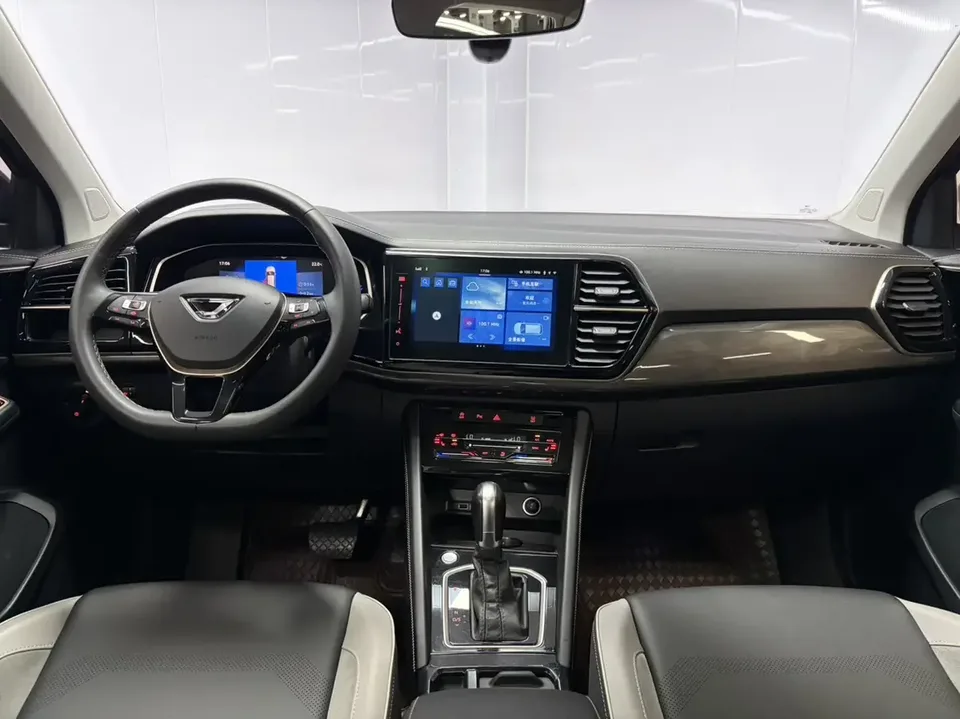 Jetta VS7 Jetta VS7 2022 280TSI Automatic High Gloss Glory Edition 2022 — thumbnail 3