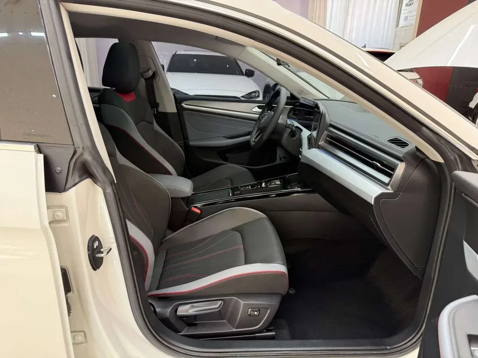 Volkswagen Lamando Lingdu 2022 Lingdu L 280TSI DSG Cool Edition 2022 — thumbnail 5