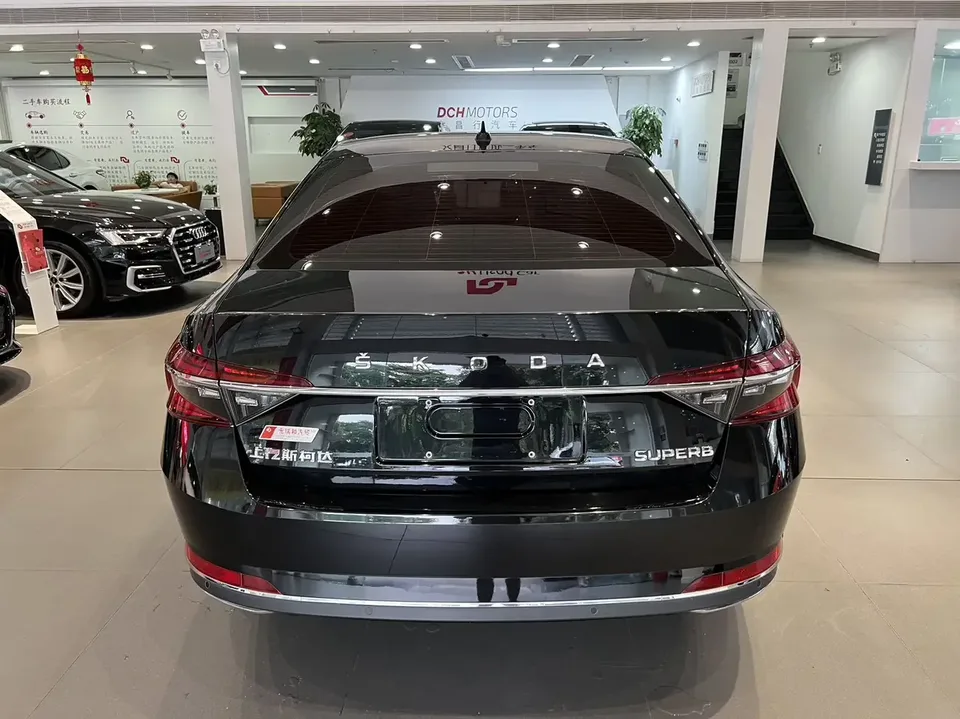 Skoda Superb Speedy 2023 Modified TSI280 DSG Premium Edition 2023 — thumbnail 2