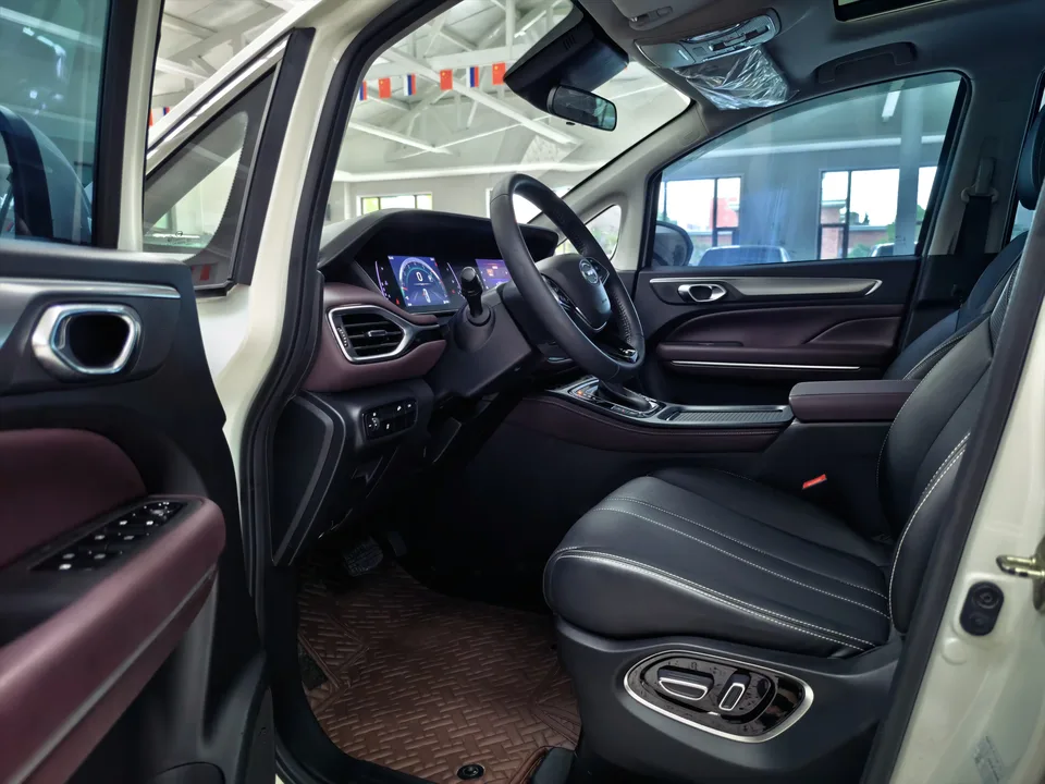 GAC Trumpchi M6 Trumpchi M6 2021 Pro 270T Automatic Premium Edition 2022 — thumbnail 4