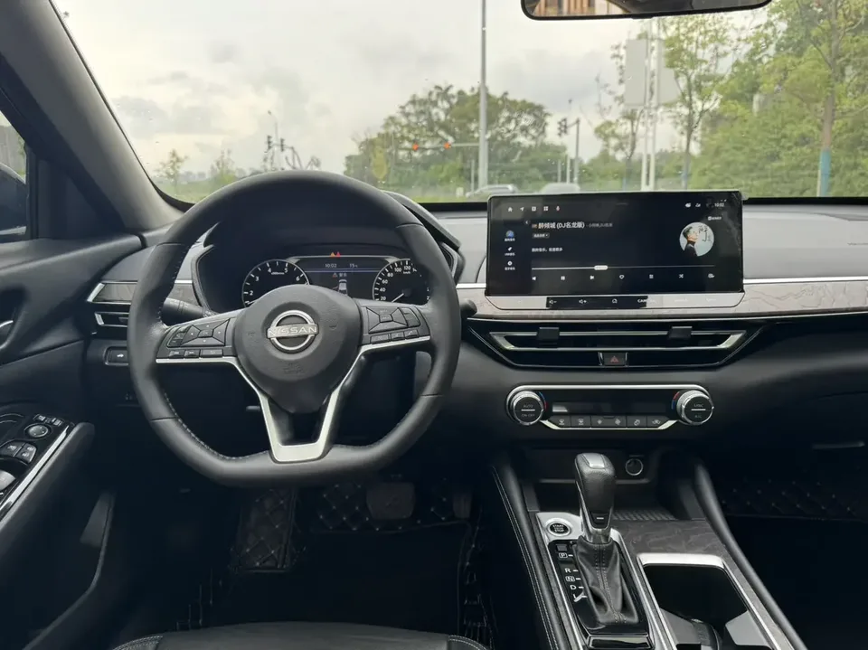 Nissan Altima Sound of nature 2022 2.0L XE Pure Edition 2023 — thumbnail 3