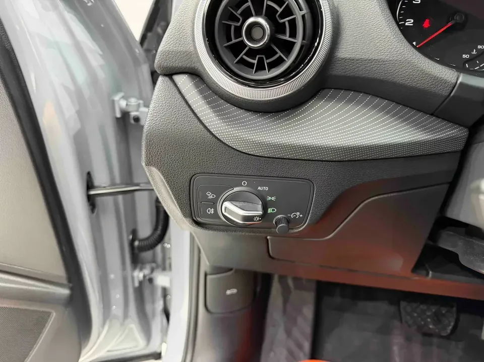 Audi Q2L Audi Q2L 2022 35 TFSI Stylish Dynamic 2022 — thumbnail 5