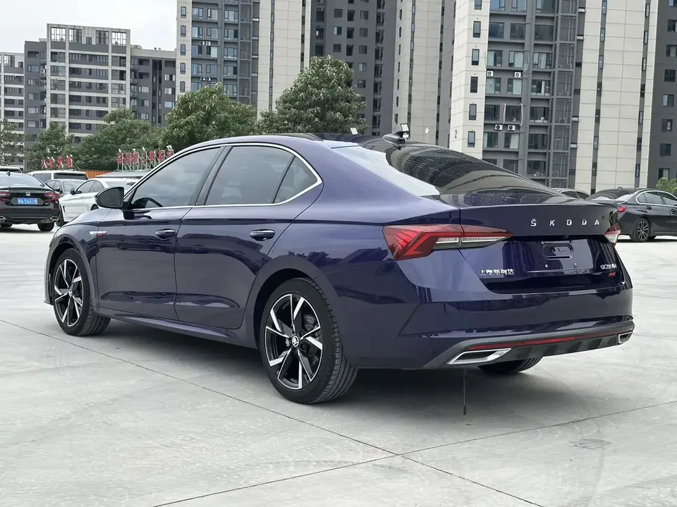 Skoda Octavia Octavia 2022 PRO TSI280 DSG Luxury Edition 2022 — thumbnail 2