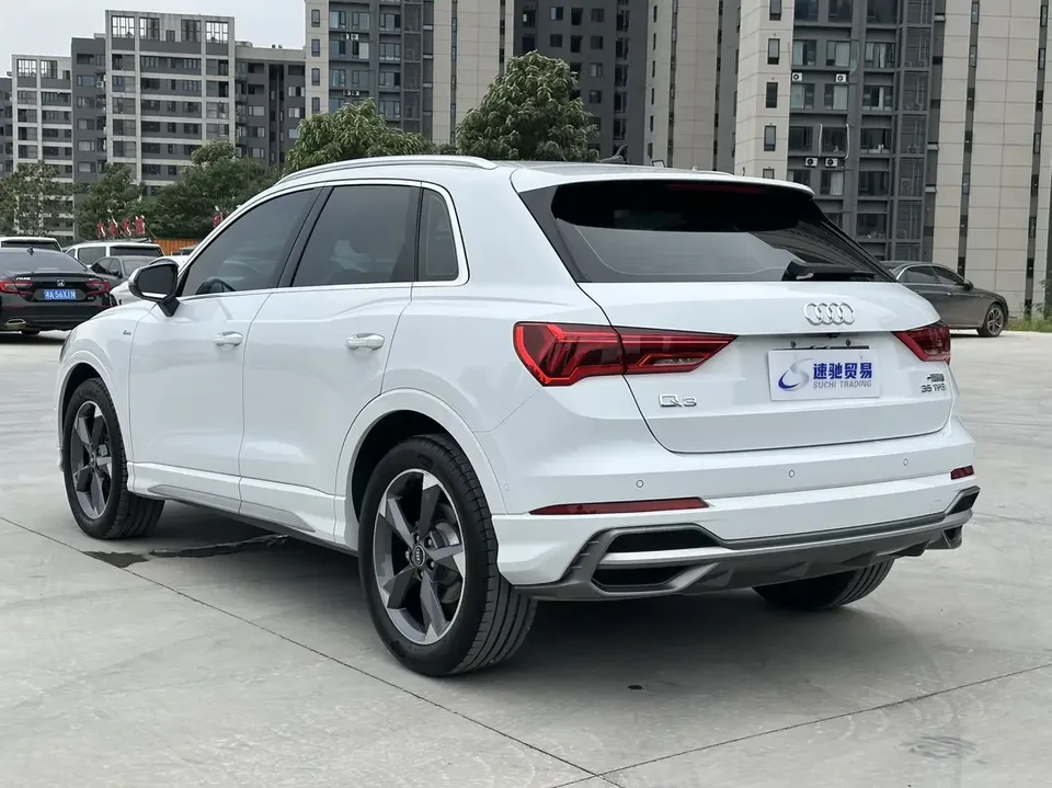 Audi Q3 Audi Q3 2022 35 TFSI Stylish Dynamic 2022 — thumbnail 2