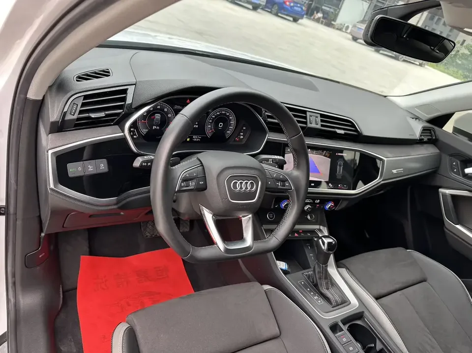 Audi Q3 Audi Q3 2022 35 TFSI Stylish Dynamic 2022 — thumbnail 4