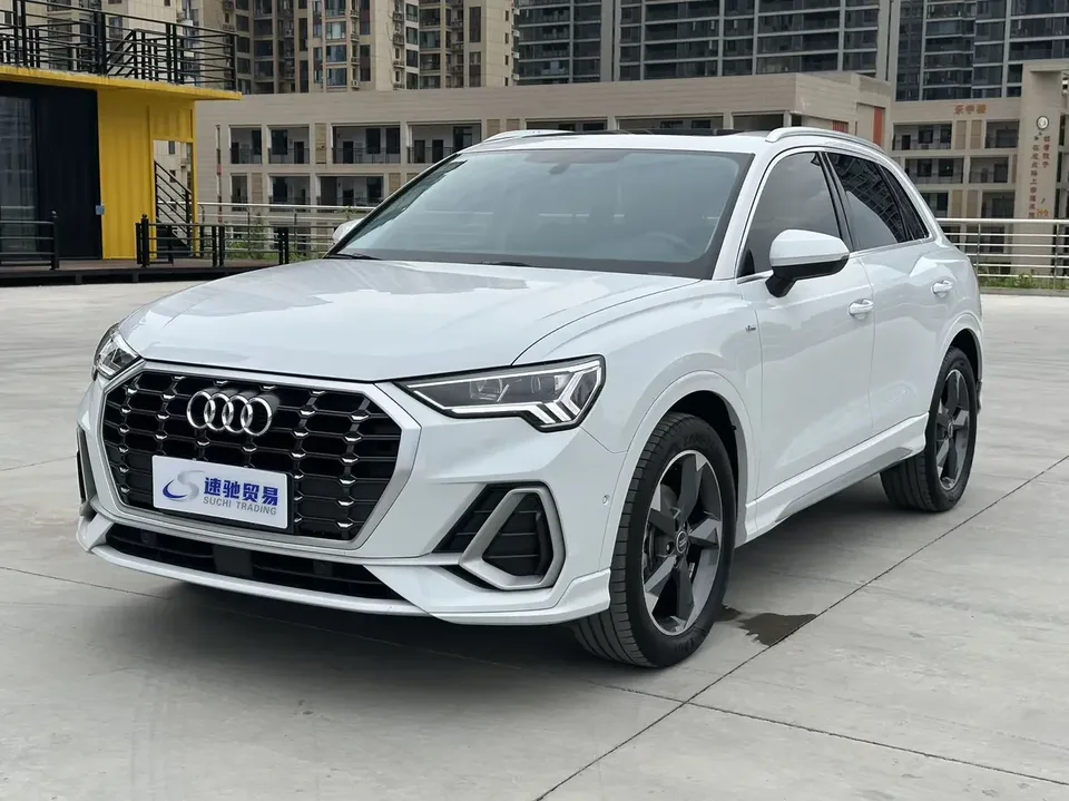 Audi Q3 Audi Q3 2022 35 TFSI Stylish Dynamic 2022 — photo 1, buy with delivery to Moscow