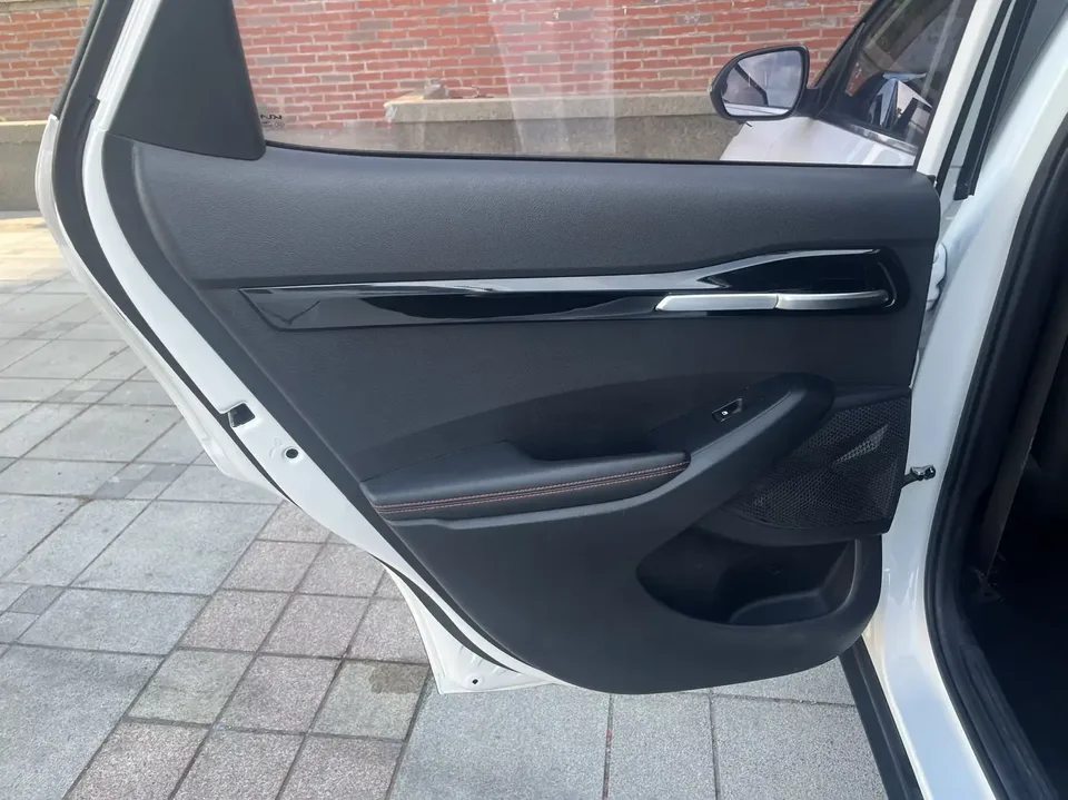 Kia Run proudly Run proudly 2021 1.5L CVT Trend Edition 2022 — thumbnail 4