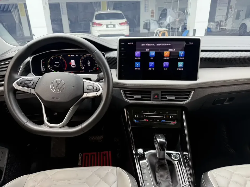 Volkswagen Tayron Tanyue 2023 280TSI 2WD Luxury Plus Advanced Edition 2023 — thumbnail 3