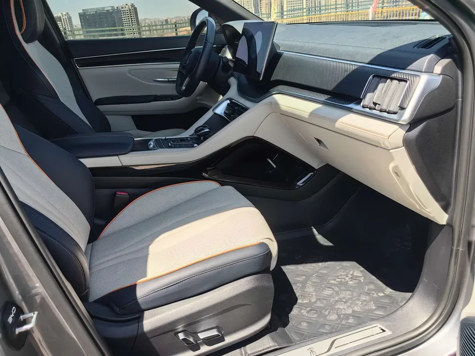 BYD Song PLUS DM Song PLUS DM 2021 DM-i 110KM 2WD Flagship PLUS 2022 — миниатюра 3