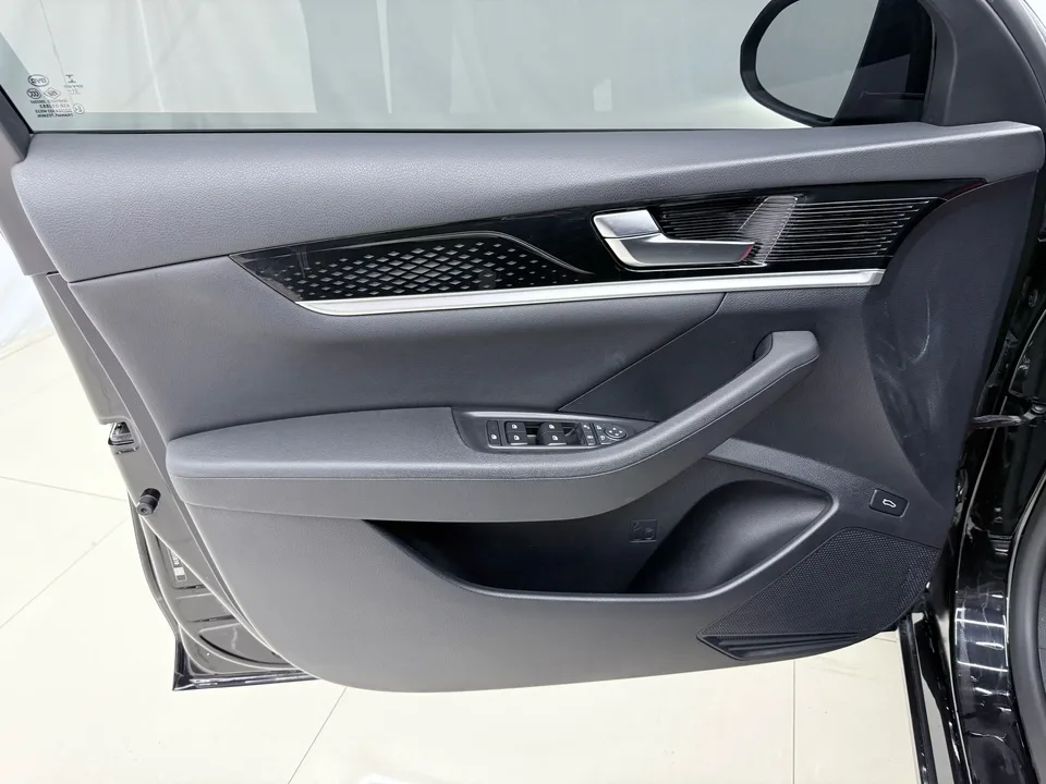 BYD Qin PLUS EV Qin PLUS EV 2021 400KM Travel Edition 2022 — thumbnail 3