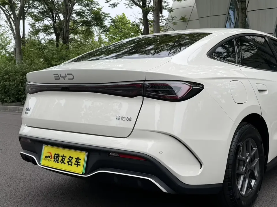 BYD Seal 06DM Seal 06DM 2024 DM-i 80KM Deluxe 2024 — thumbnail 4