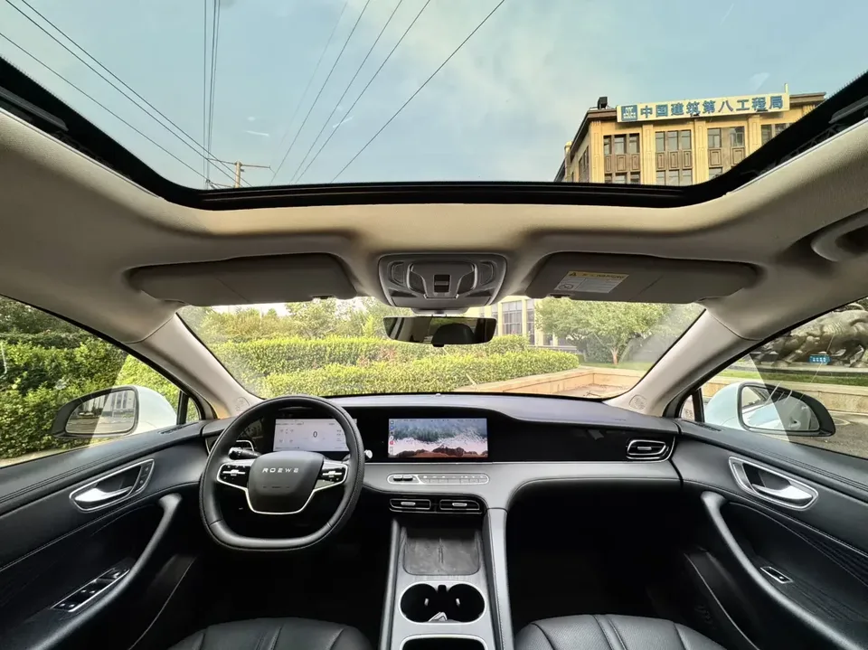 Roewe D7 DMH Roewe D7 DMH 2023 125 Beyond Edition 2024 — миниатюра 5