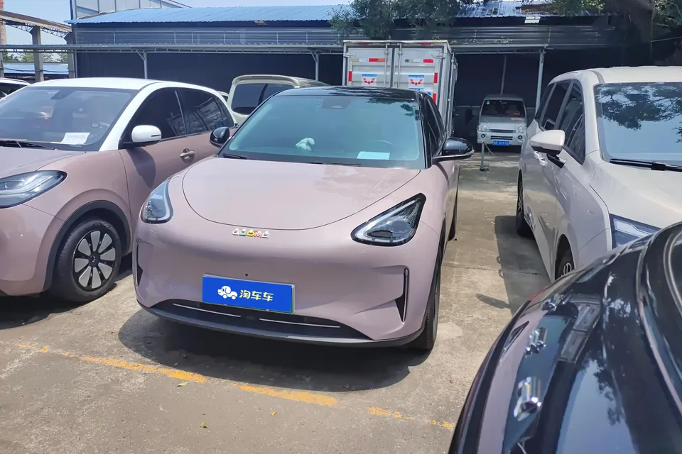 Geely Star Wish Star Wish 2025 UP 410km Exploration+ 2025 — photo 1, buy with delivery to Moscow