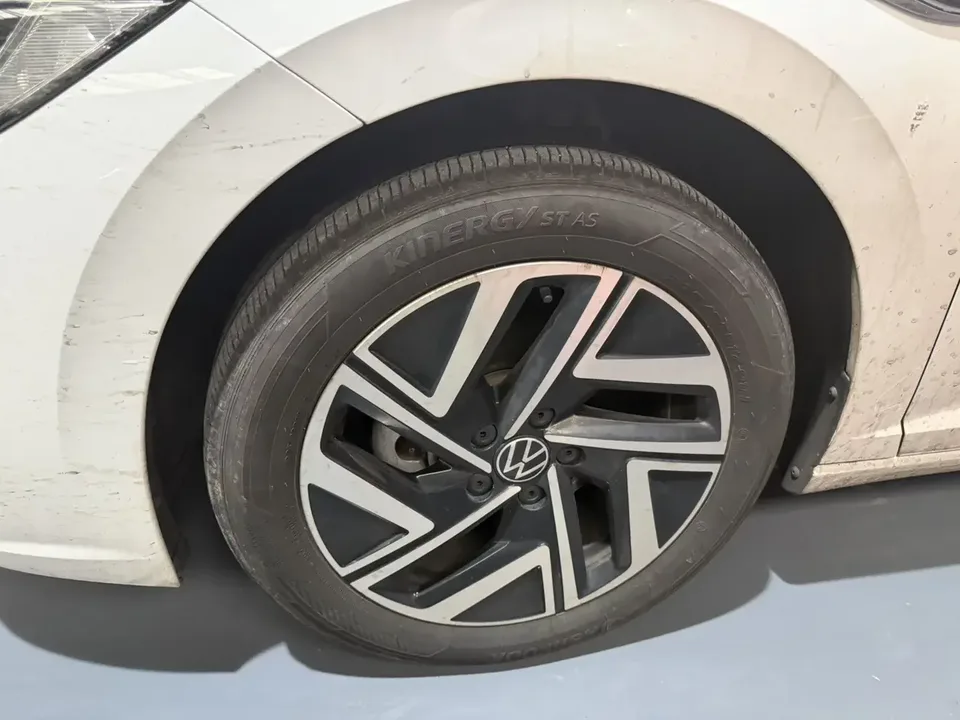 Volkswagen Sagitar Sagitar 2024 300TSI DSG Beyond Edition 2024 — миниатюра 3