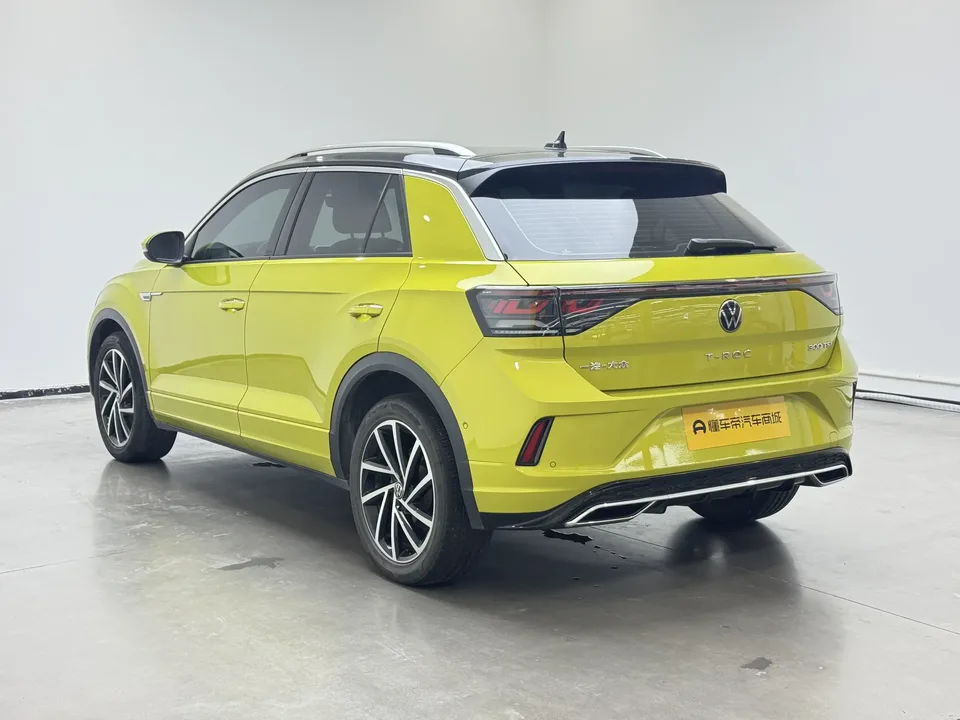 Volkswagen T-Roc TANG 2023 300TSI DSG Starlight Edition 2023 — thumbnail 2