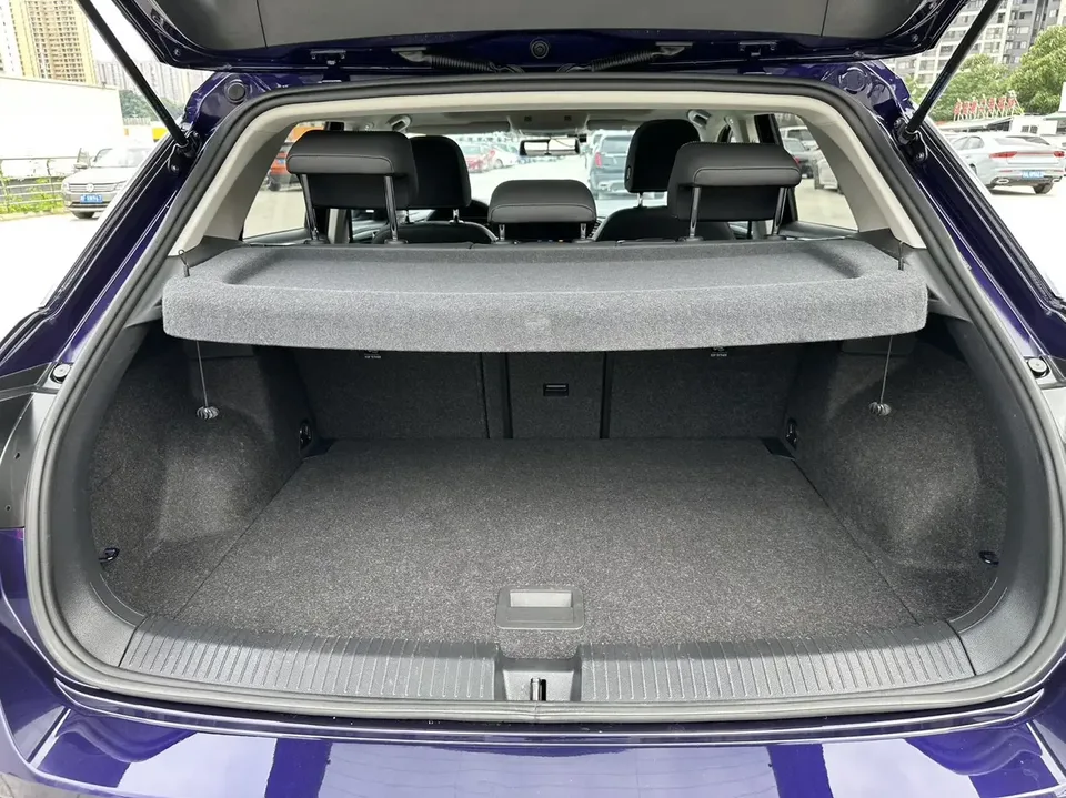 Volkswagen T-Roc TANG 2022 280TSI DSG 2WD Comfort PLUS 2023 — thumbnail 5