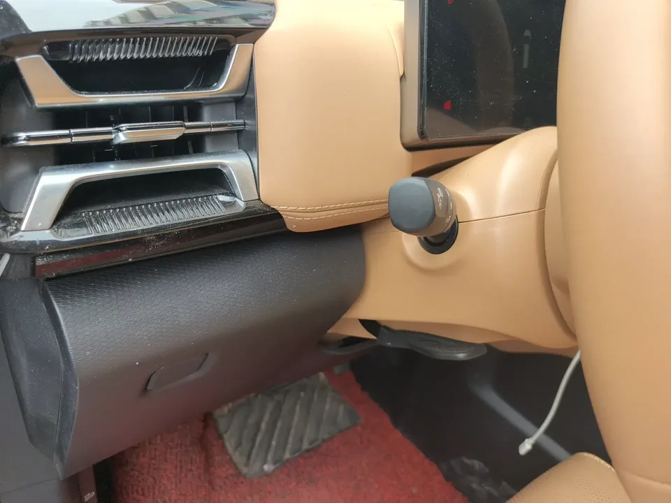 Wuling Starlight 730 Starlight 730 2025 1.5T CVT Elite 2026 — thumbnail 4