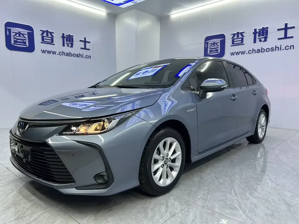 Toyota Corolla Corolla 2021 Dual Engine 1.8L E-CVT Elite Edition 2022 — photo 1, buy with delivery to Moscow