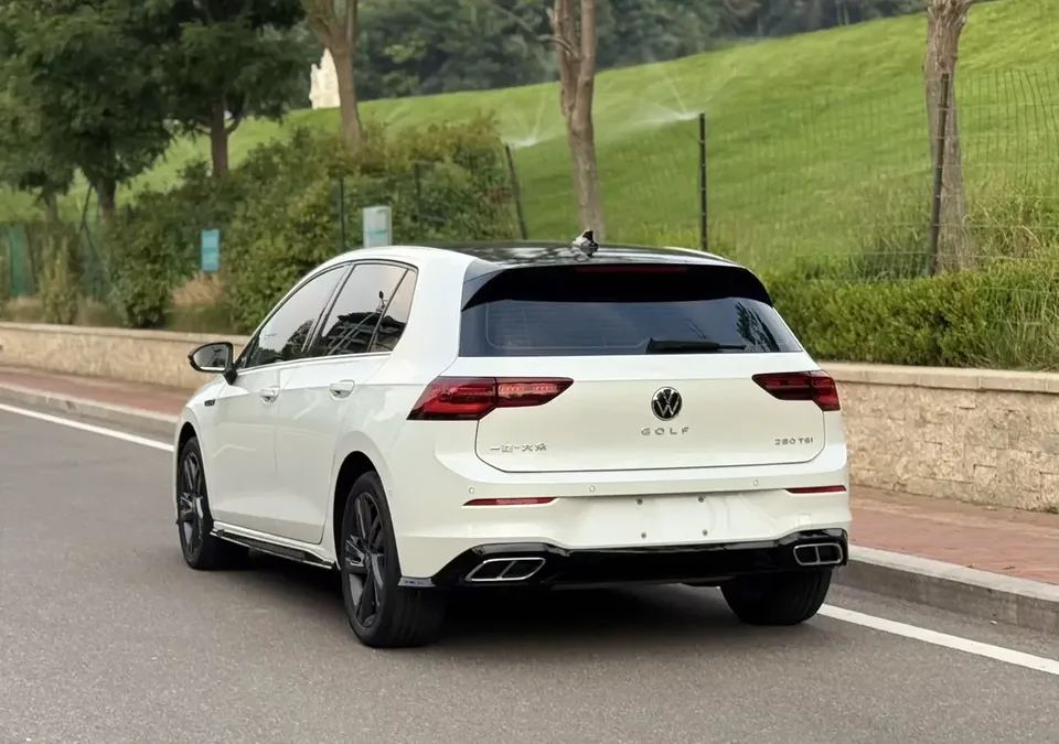 Volkswagen Golf golf 2023 280TSI DSG R-Line Lite 2023 — thumbnail 2
