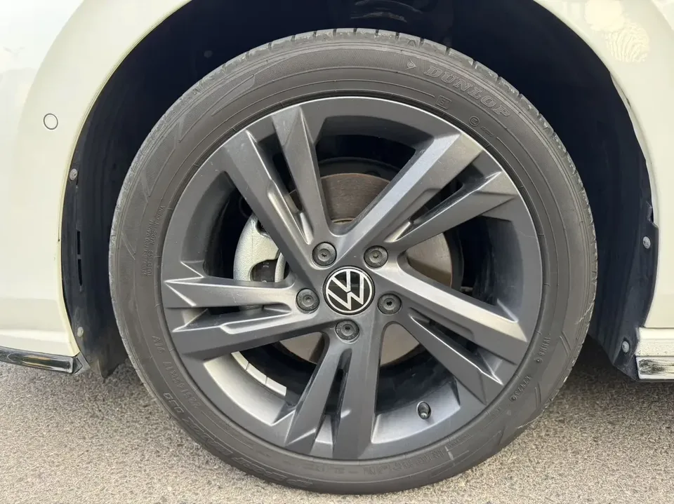 Volkswagen Golf golf 2023 280TSI DSG R-Line Lite 2023 — thumbnail 4
