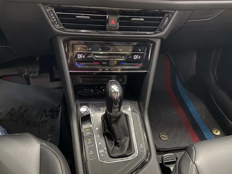Volkswagen Tharu tuyue 2022 280TSI 2WD Deluxe Edition 2022 — thumbnail 5