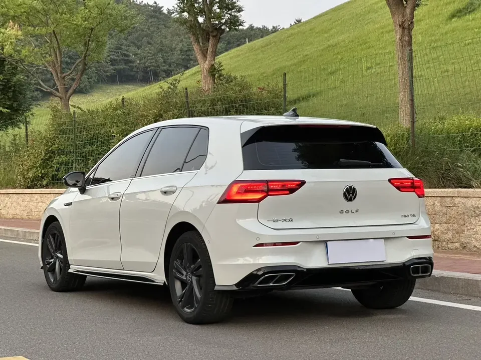 Volkswagen Golf golf 2021 280TSI DSG R-Line 2022 — thumbnail 2