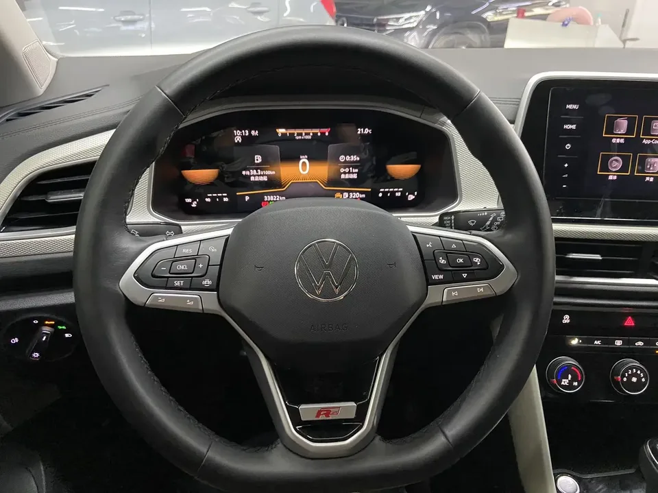 Volkswagen T-Roc TANG 2023 280TSI DSG Time Edition 2023 — thumbnail 5