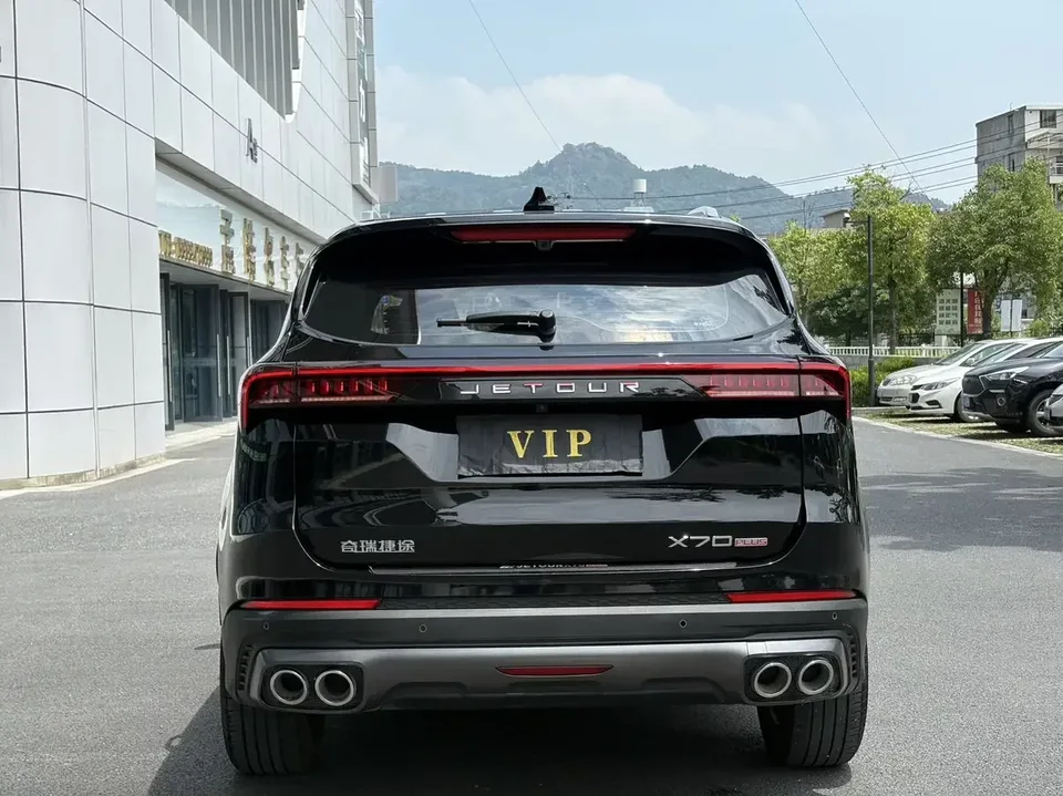 Jetour Jietu X70 PLUS Jietu X70 PLUS 2024 Champion Edition 1.5T DCT Champion MAX+ 7 Seaters 2024 — thumbnail 2