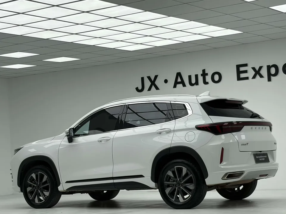 Exeed LX Chasing the stars 2022 Riding the Wind and Waves Edition 1.5T CVT Yufengxing Edition 2022 — thumbnail 3